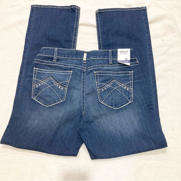 Ariat mid rise boot cute jeans - Picture 10 of 16